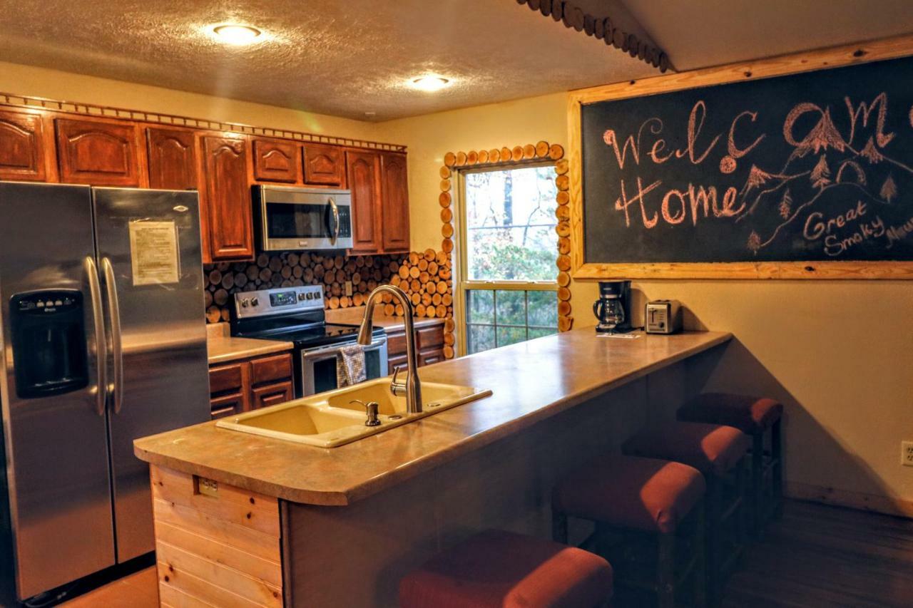 Lazy Bear Cabin Sevierville Exterior foto