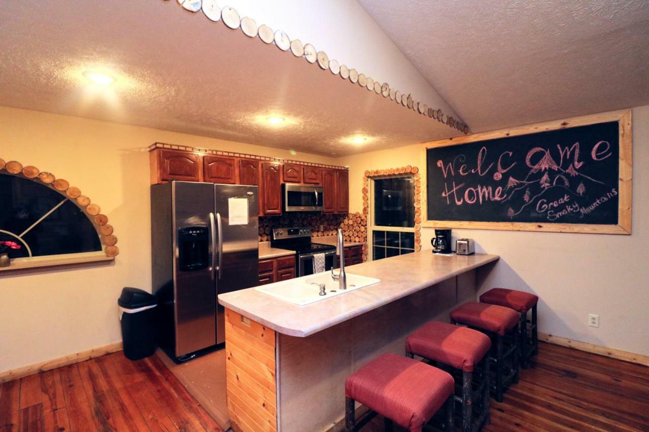 Lazy Bear Cabin Sevierville Exterior foto